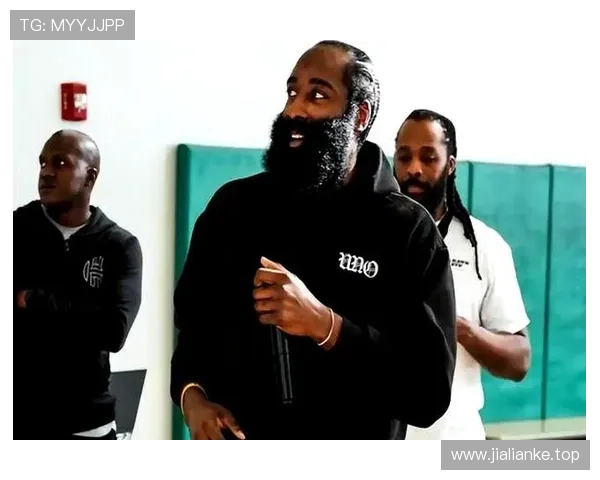 哈登复出助力篮网连败 骑士三杀波特26分